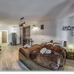 Duna Arena Boutique Apartment